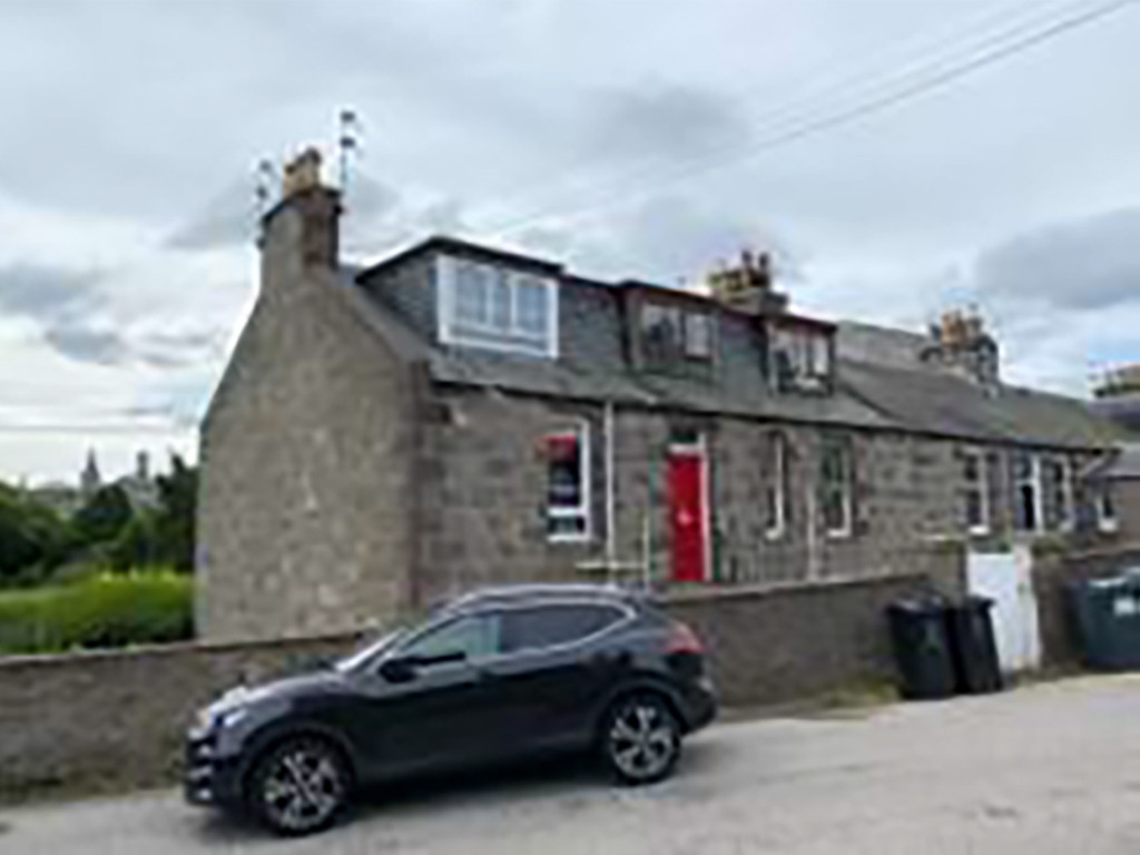 Fast Funding for a Buy-to-Let Purchase in Urgent need of Renovation Fast Funding for a Buy-to-Let Purchase in Urgent need of Renovation
